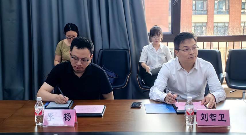 62a439f065af4650f90a00b26480180